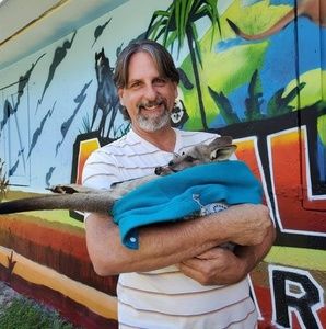 Meet your Posher, Chuck